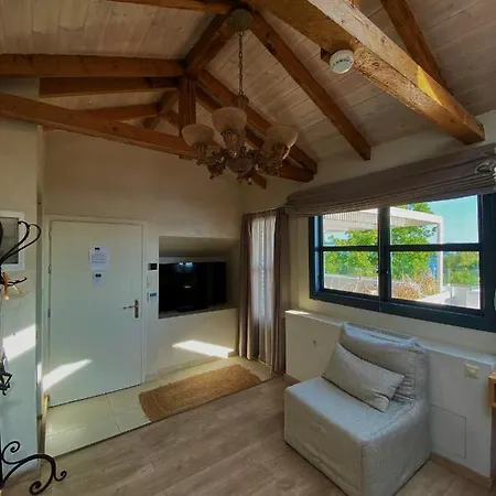 Panellinion Aparthotel