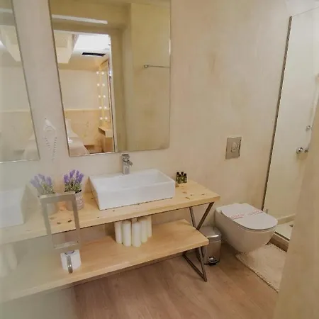 Panellinion Aparthotel 4*