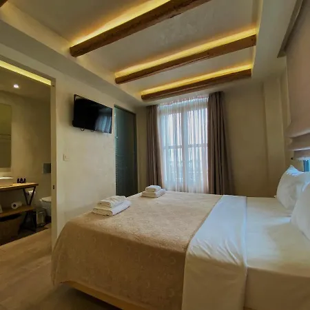 Panellinion Aparthotel